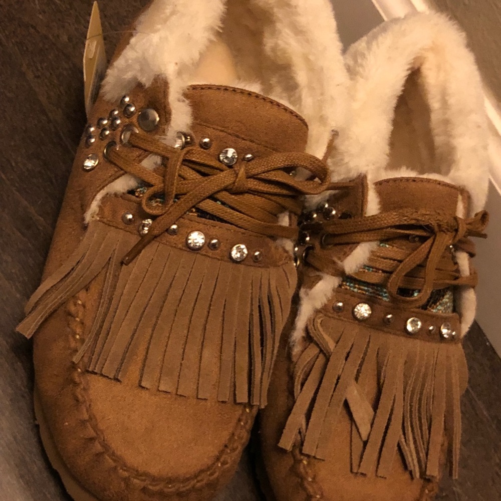 Montana West Brown Fringe Moccasins